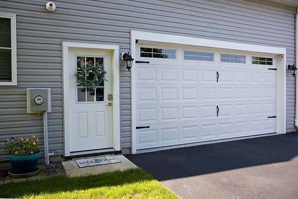 24/7 Emergency Garage Door Panel Replacement experts in Loving, NM
